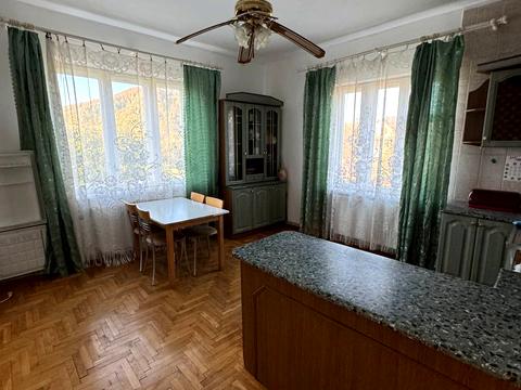 будинок за адресою Володимира Великого вул.