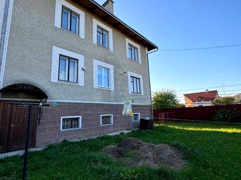 будинок за адресою Володимира Великого вул.