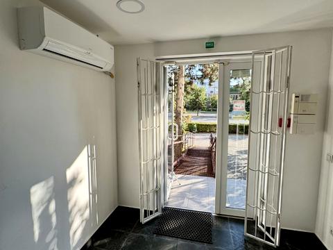 комерційна за адресою Героїв Дніпра просп., 22