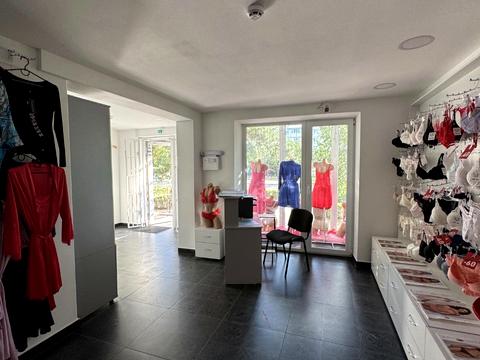 комерційна за адресою Героїв Дніпра просп., 22