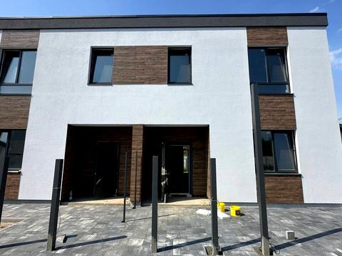 дом по адресу Михаила Булгакова ул.