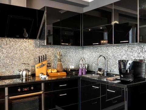 квартира за адресою Дніпровська набережна вул., 19-В