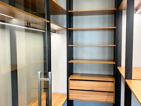 квартира за адресою Набережно-Рибальська дорога вул., 5