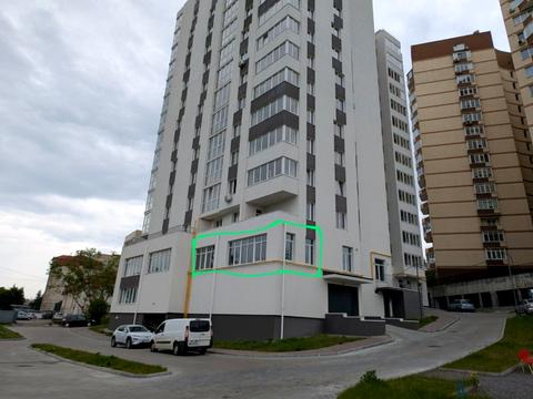 комерційна за адресою Бережанська вул., 56