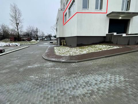 комерційна за адресою Бережанська вул., 56