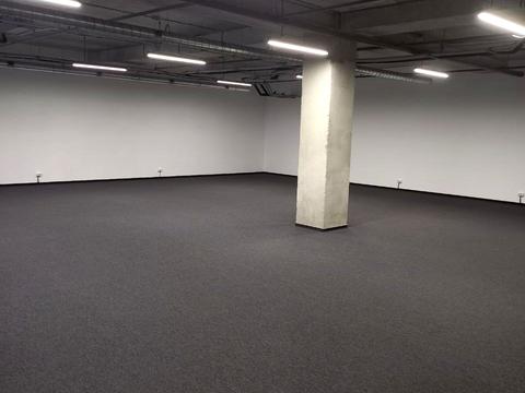 комерційна за адресою Гетьмана Івана Мазепи вул. (Топольна), 1б