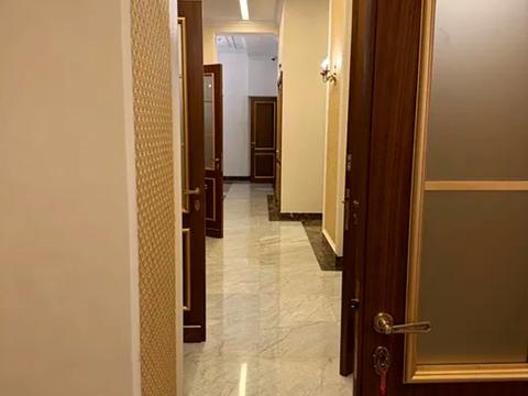 комерційна за адресою Болсуновська вул. (Сергія Струтинського), 2