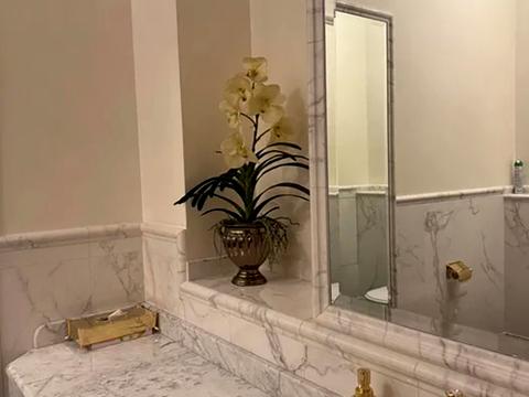 комерційна за адресою Болсуновська вул. (Сергія Струтинського), 2