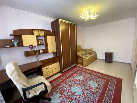 квартира за адресою Київ, Академіка Лебедєва вул., 1/5