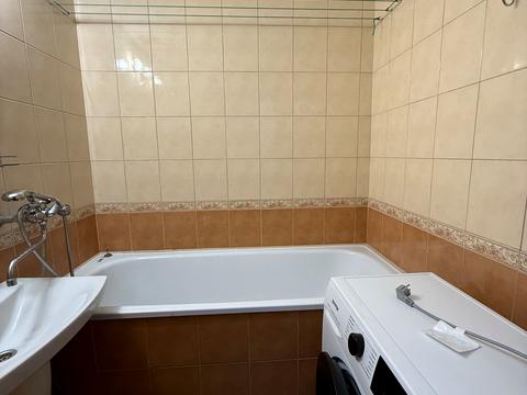 квартира за адресою Олександра Довженка вул., 18