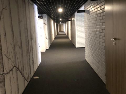 комерційна за адресою Гетьмана Івана Мазепи вул. (Топольна), 1б