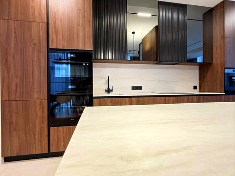 квартира по адресу Андрея Верхогляда ул. (Михайла Драгомирова), 19-Б