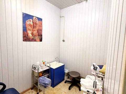 комерційна за адресою 1-ша Набережна річки Стрілка вул., 10б