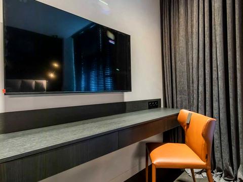 квартира по адресу Андрея Верхогляда ул. (Михайла Драгомирова), 19-А