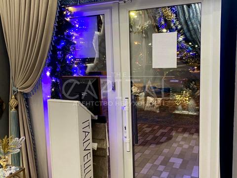 комерційна за адресою Київ, Родини Крістерів вул., 2