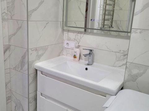 будинок за адресою смт. Брюховичі, Володимира Івасюка вул.