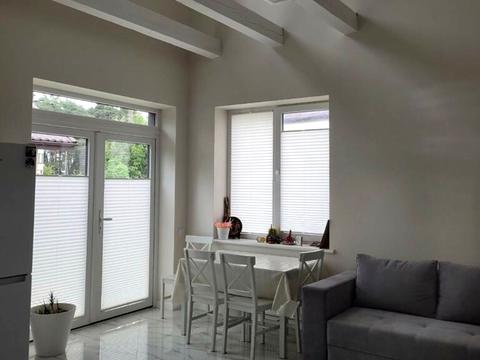 будинок за адресою смт. Брюховичі, Володимира Івасюка вул.