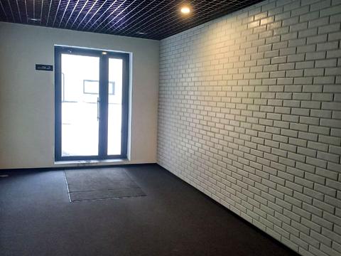 комерційна за адресою Львів, Гетьмана Івана Мазепи вул. (Топольна), 1б