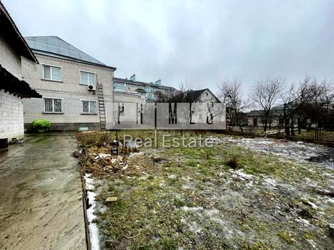 будинок за адресою с. Гатне, Карпа Валовня вул.