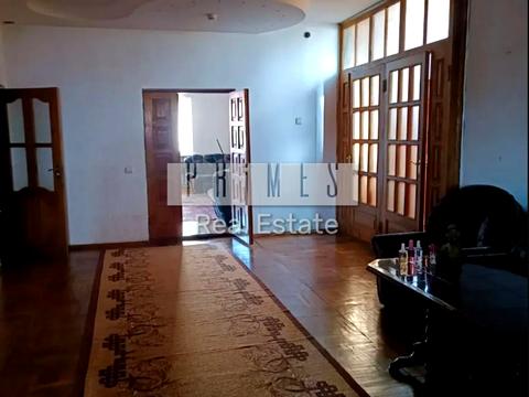 будинок за адресою с. Гатне, Карпа Валовня вул.