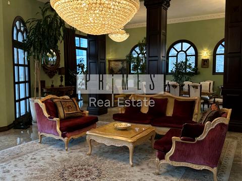 будинок за адресою Миколи Міхновського бульв. (Дружби народів)