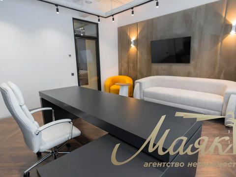 комерційна за адресою Бульварно-Кудрявська вул. (Воровського), 15-Д