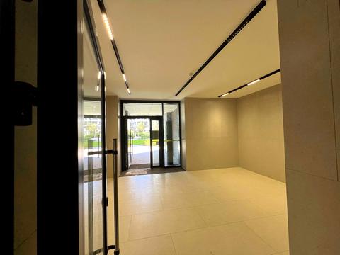 паркомісце за адресою Ґарета Джонса вул. (Сім'ї Хохлових), 12-А