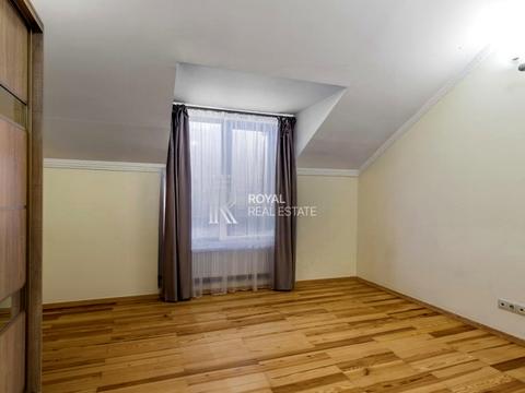 будинок за адресою Яготинська вул.