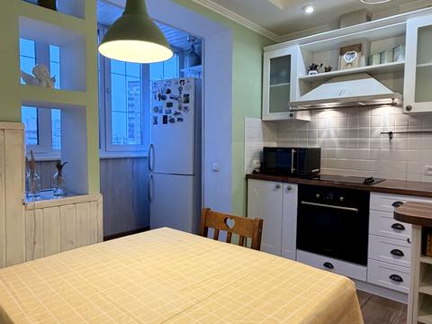 квартира за адресою Рональда Рейгана вул., 9-В