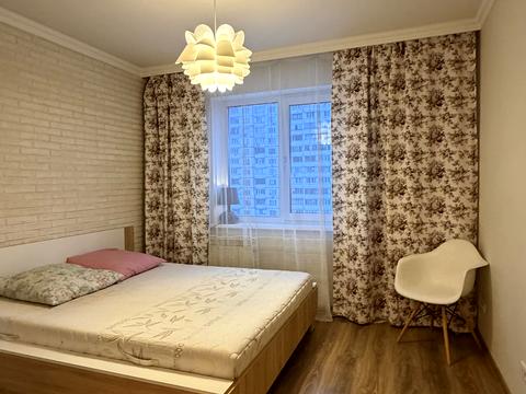 квартира за адресою Рональда Рейгана вул., 9-В