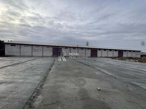 комерційна за адресою Лебедина, 1