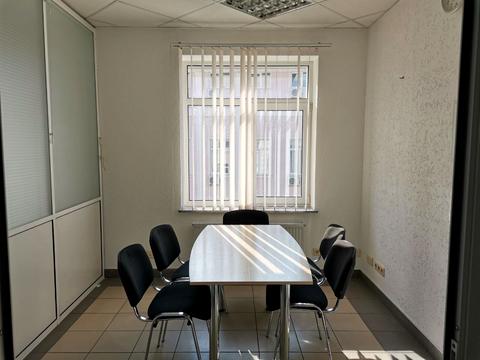 комерційна за адресою Київ, Машинобудівна вул., 35