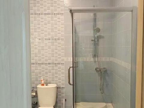 квартира за адресою Літературна вул., 1а