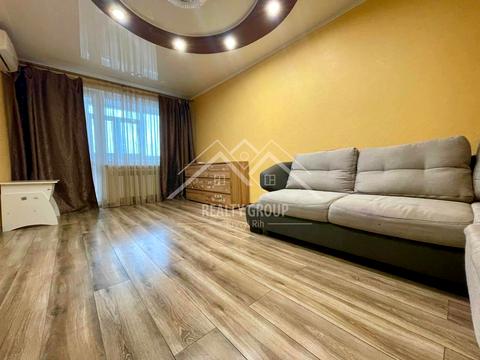 квартира за адресою Чарівна вул. (Косигіна), 13