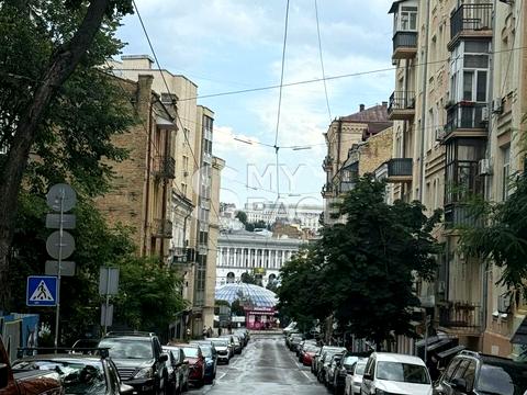 коммерческая по адресу Малая Житомирская ул., 9-Б