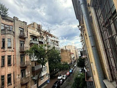 коммерческая по адресу Малая Житомирская ул., 9-Б