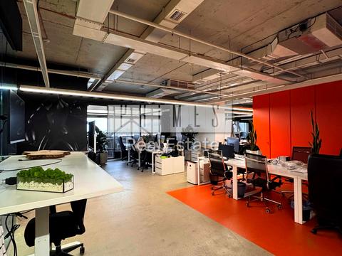 комерційна за адресою Київ, Богдана Хмельницького вул., 33/34