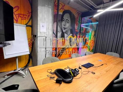 комерційна за адресою Київ, Богдана Хмельницького вул., 33/34