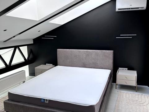 квартира по адресу Днепровская набережная ул., 19-А