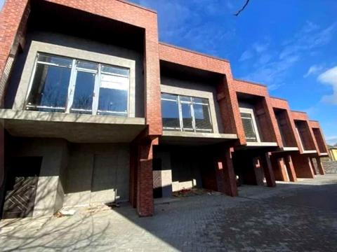 будинок за адресою Колекційна, 21/1