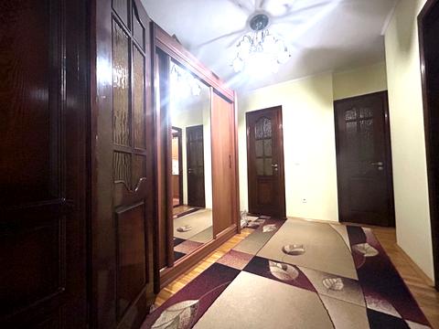 квартира за адресою Володимира Великого вул., 6