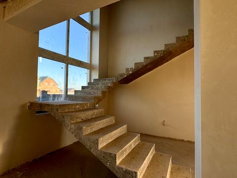 будинок за адресою Сонячна вул.