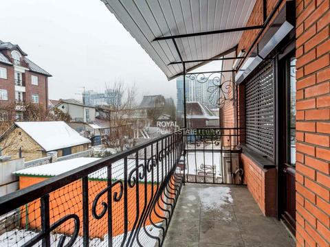 будинок за адресою Яготинська вул.