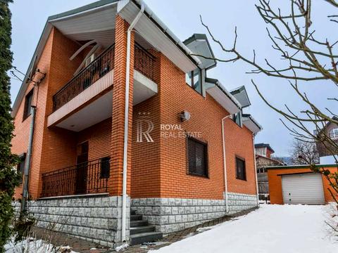 будинок за адресою Яготинська вул.