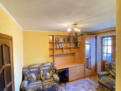 квартира за адресою Володимира Стельмаха вул. (Курчатова), 4