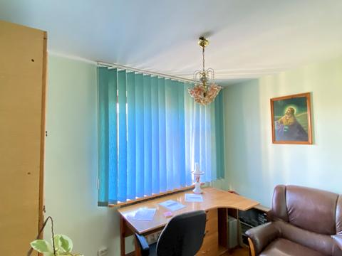 квартира за адресою Володимира Стельмаха вул. (Курчатова), 4