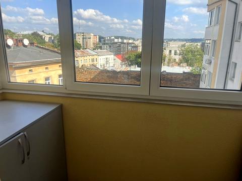 квартира за адресою Олени Степанівни вул. (Ленінградська), 8