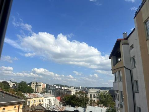 квартира за адресою Олени Степанівни вул. (Ленінградська), 8