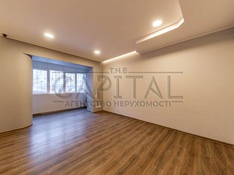 коммерческая по адресу Владимира Ивасюка просп. (Героїв Сталінграду), 4