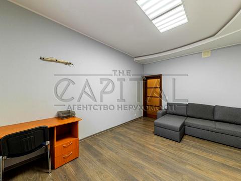 коммерческая по адресу Владимира Ивасюка просп. (Героїв Сталінграду), 4